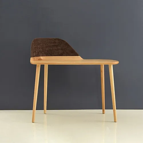Fin Desk | Favaretto &amp;amp; Partners - Escritorios y sillas de escritorio, Uruguay | Mad for Modern