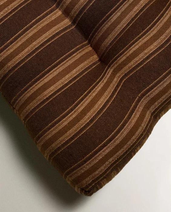 COJÍN SILLA RAYAS en Marrón - Textiles, Uruguay | Zara Home, vista 3