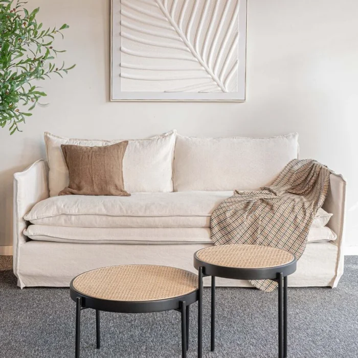 Sofá Confortare - 2 Cuerpos / Crudo en Beige - Sillones y sofás, Uruguay | Fábrica Italiana