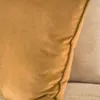 ALMOHADON TERCIOPELO ORO - 55 X 55 CMS en Dorado - Textiles, Uruguay | La Iberica, vista 11 de 18