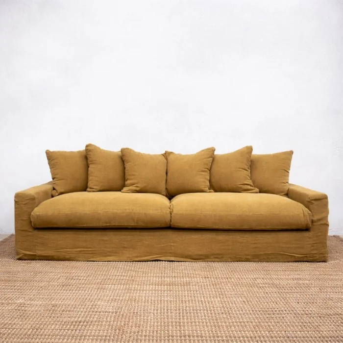Sillón Ossira 3 Cuerpos Dorado en Mostaza - Sillones y sofás, Uruguay | Aihaus