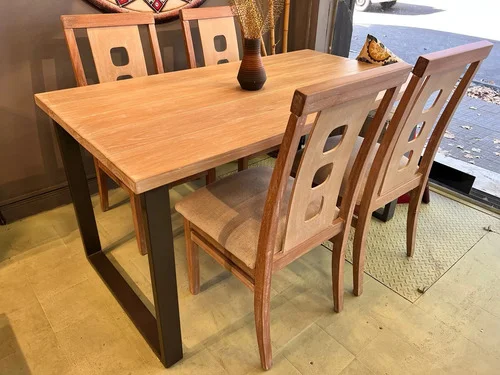 Juego Comedor Industrial Madera Maciza 4 Sillas 140x85 A Eleccion en Madera natural - Mesas de comedor, Uruguay | Ozark Home, vista 6