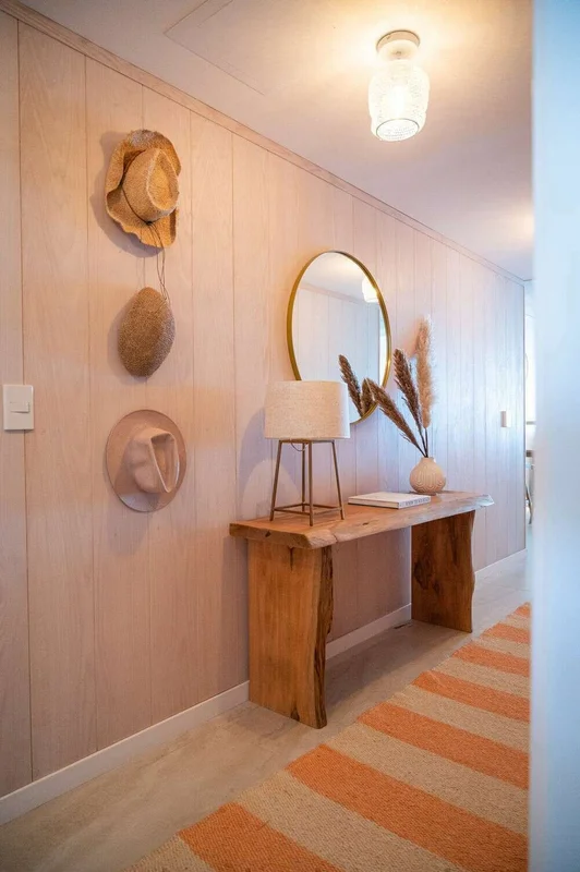 MESA DE ARRIMO IRREGULAR - NATURAL en Madera natural - Muebles para TV, Uruguay | La Iberica, vista 7