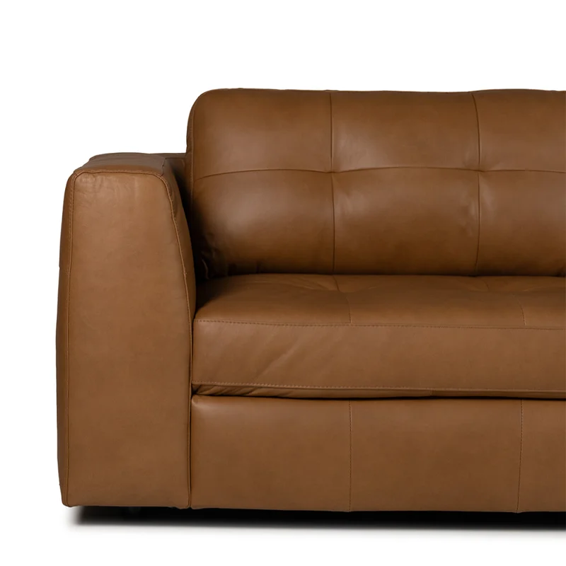 Sofá Amaro 3065 - Cuero Básico - 3 cuerpos - Brown en Beige - Sillones y sofás, Uruguay | NYR, vista 3