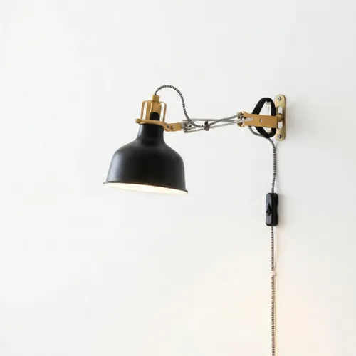 Aplique de Pared Nora Scissor Gold en Negro - Iluminación, Uruguay | La Perla
