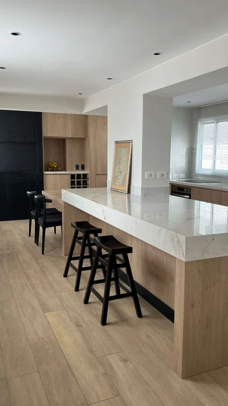 BANCO TAO NEGRO - TALL en Negro - Sillas, Uruguay | La Iberica, vista 6