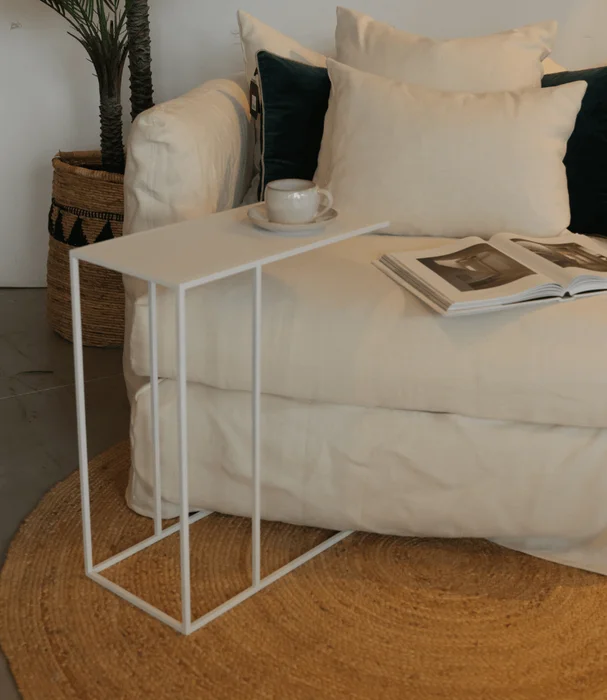 MESA LATERAL BLOMUS FERA en Blanco - Mesas de arrimo, Uruguay | Más Infinito Casa, vista 3