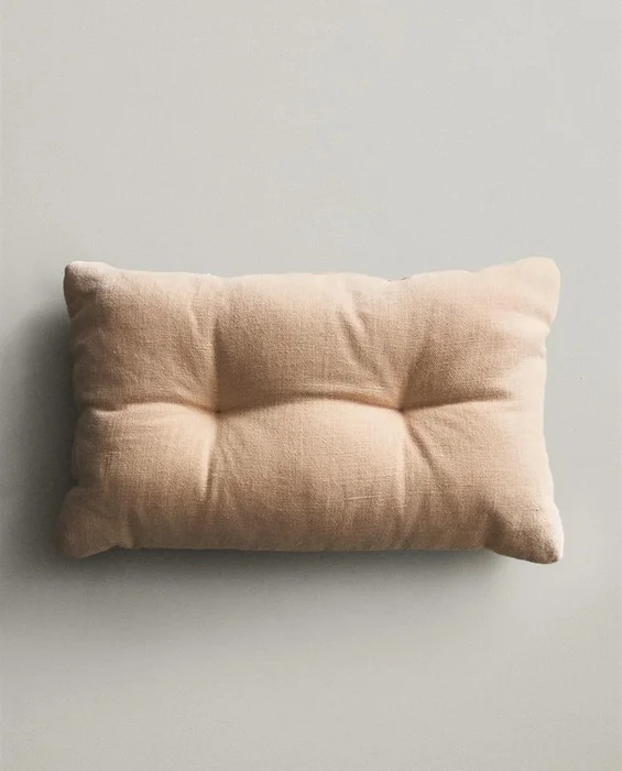 COJÍN LISO PESPUNTE - Textiles, Uruguay | Zara Home