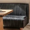SILLON DE COMEDOR FERRARO - CUERO ITALIANO NEGRO - 1.53 MTS en Negro - Sillones y sofás, Uruguay | La Iberica, vista 11 de 18