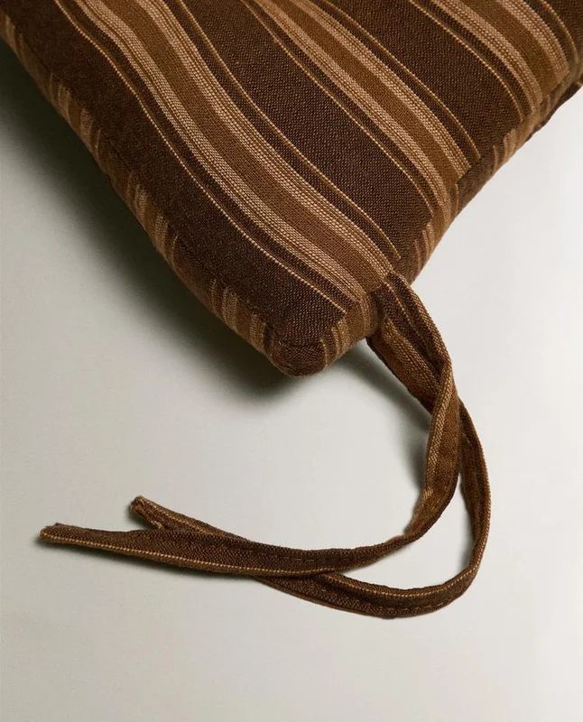 COJÍN SILLA RAYAS en Marrón - Textiles, Uruguay | Zara Home, vista 4