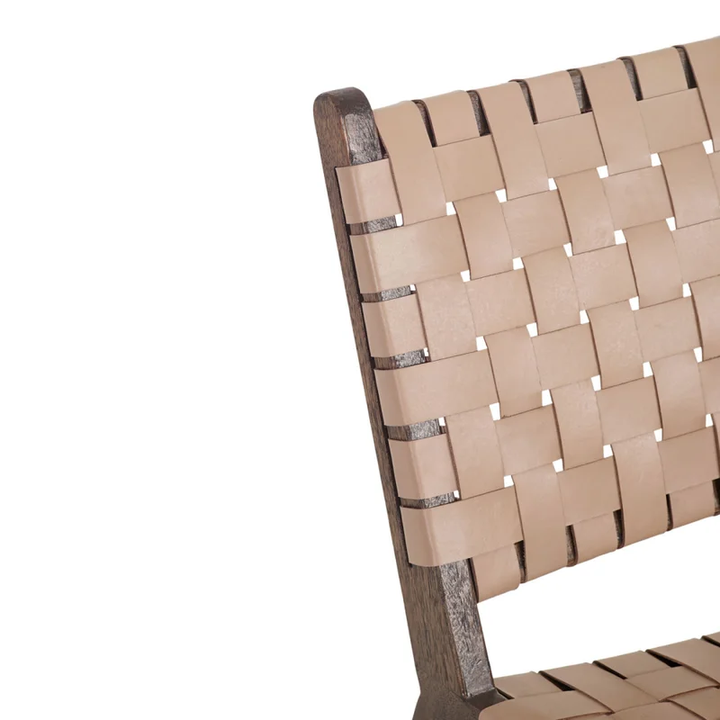 Butaca Cuero-y-madera Marron Kaia Taupe en Beige - Sillones y sofás, Uruguay | Divino, vista 6