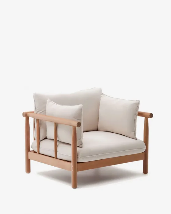 Butaca Sacova de madera maciza de eucalipto FSC 100% en Madera natural - Butacas, banquetas y puffs, Uruguay | Kavehome