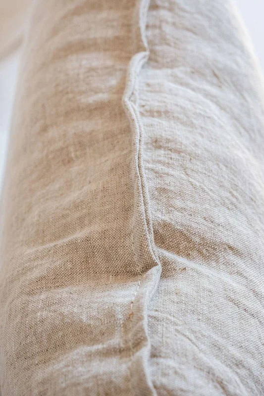ALMOHADON PAZ - LINO CRUDO 55 X 55 en Blanco - Textiles, Uruguay | La Iberica, vista 3