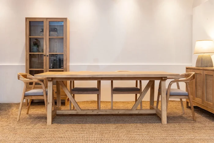 Mesa Comedor Mia en Marrón - Mesas de comedor, Uruguay | Marvic, vista 2