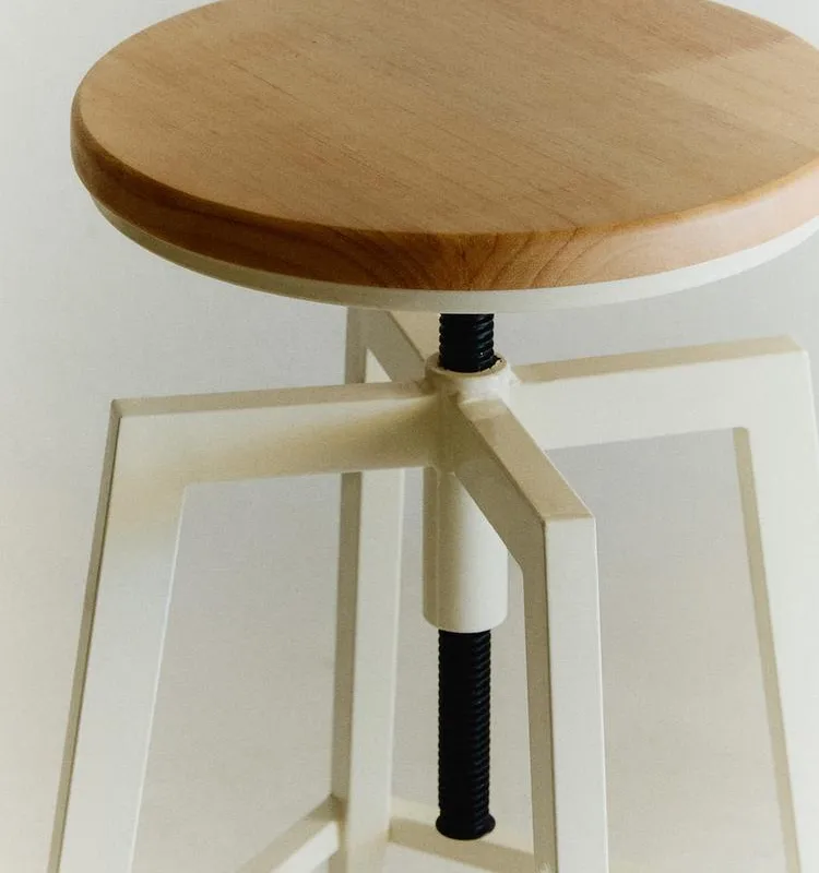 TABURETE ALTO GIRATORIO MADERA Y METAL - Sillas, Uruguay | Zara Home