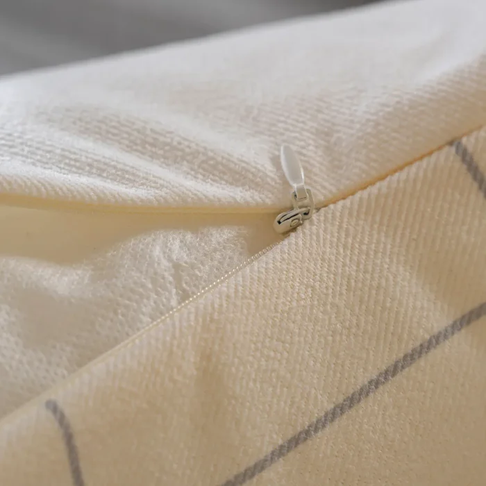Funda de Almohadón Cuadros Simples en Blanco - Textiles, Uruguay | Arredo, vista 3