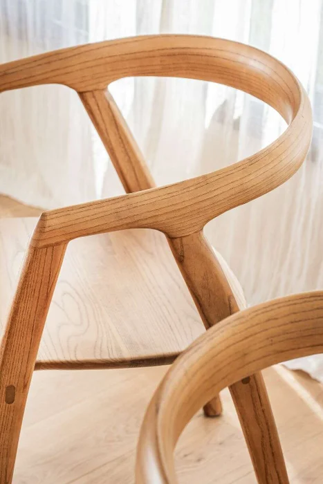 SILLA BONHAM - OLMO MIEL en Madera natural - Sillas, Uruguay | La Iberica, vista 2