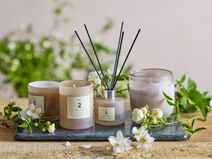 Difusor No.2 Gardenia en Beige - Velas y Portavelas, Uruguay | Martinika Deco, vista 3