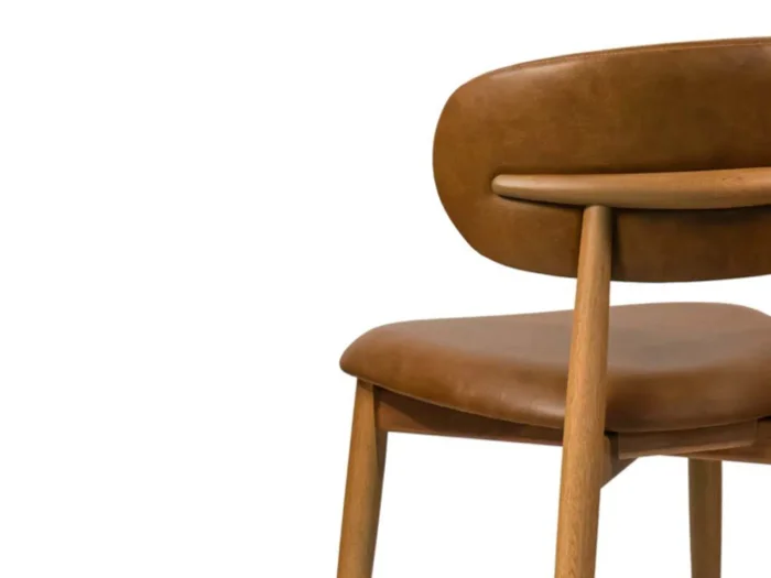 Silla Oli Camel en Marrón - Sillas, Uruguay | Arquetipo