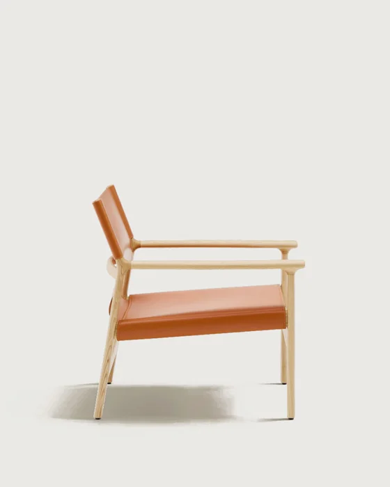 Butaca Jan de fibras de cuero reciclado - marrón claro y madera maciza de fresno con acabado tono natural FSC 100% en Marrón - Butacas, banquetas y puffs, Uruguay | Kavehome, vista 8