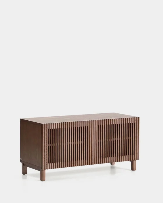 Zapatero Beyla 2 puertas de chapa y madera maciza de fresno con acabado tono nogal 98,5 cm en Marrón - Butacas, banquetas y puffs, Uruguay | Kavehome