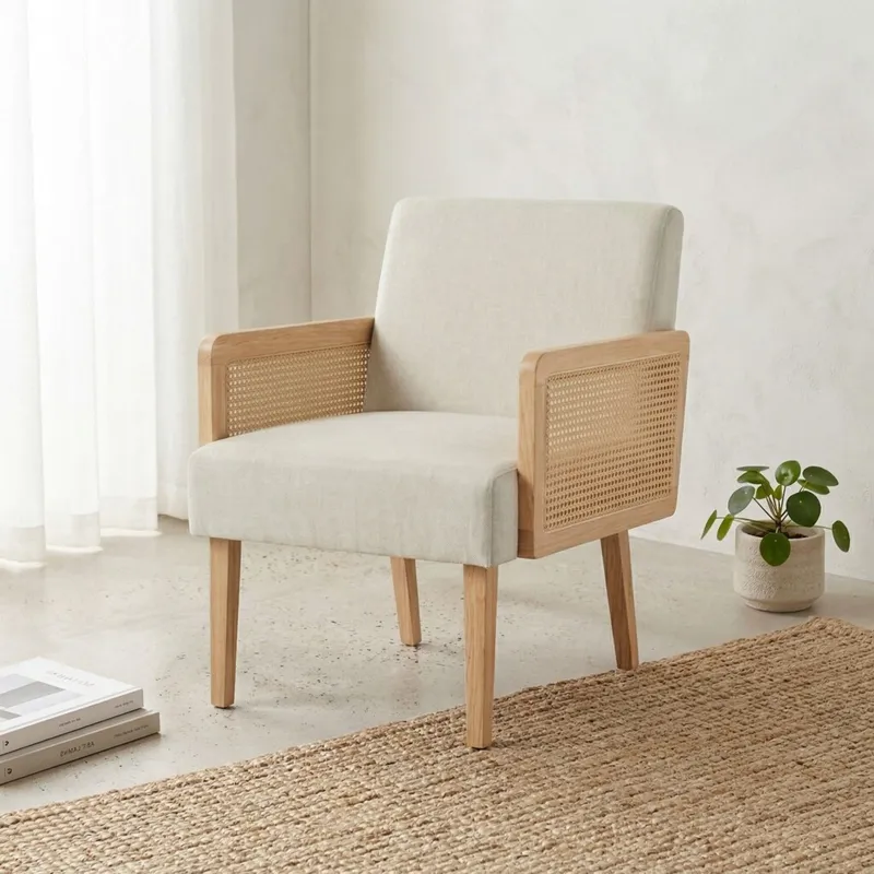 Butaca Madera Natural Tapizado Fiji - Origen en Beige - Sillas, Uruguay | Rústico Hogar