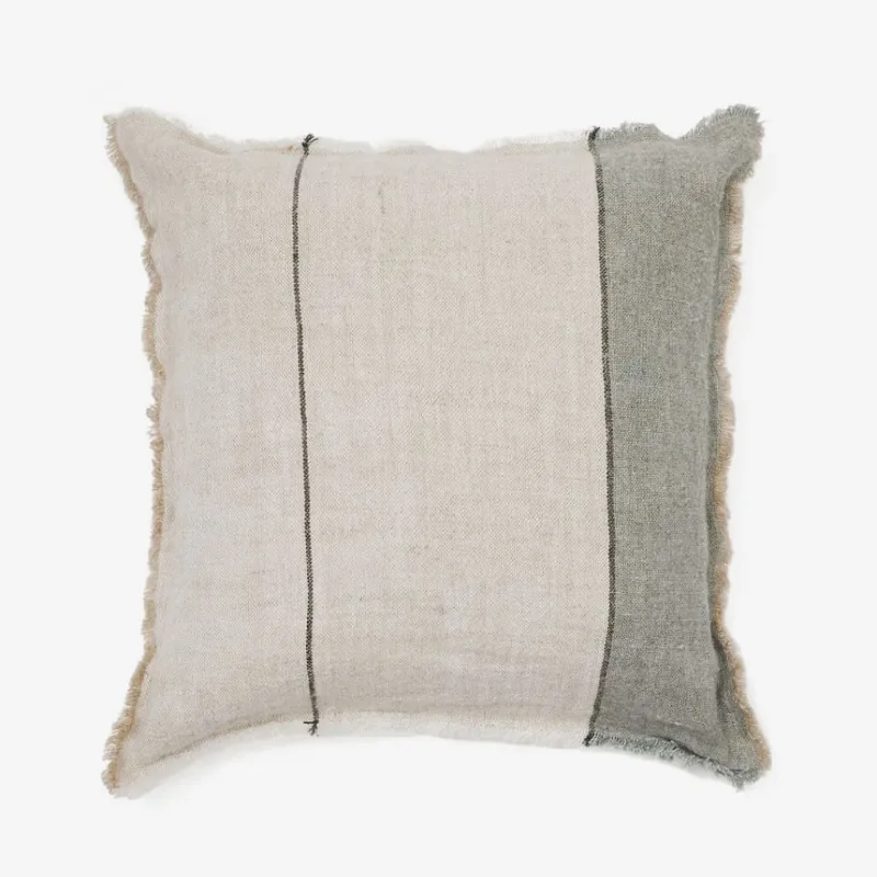 Almohadón Seloia 100% lino con rayas y flecos verde 50 x 50 cm en Verde - Textiles, Uruguay | Kavehome