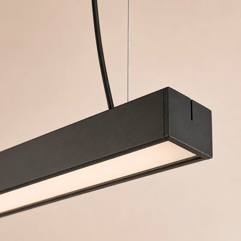 Luminaria lineal suspendida Cubic 120cm en Negro - Lámparas colgantes, Uruguay | Alta Gracia Deco, vista 5
