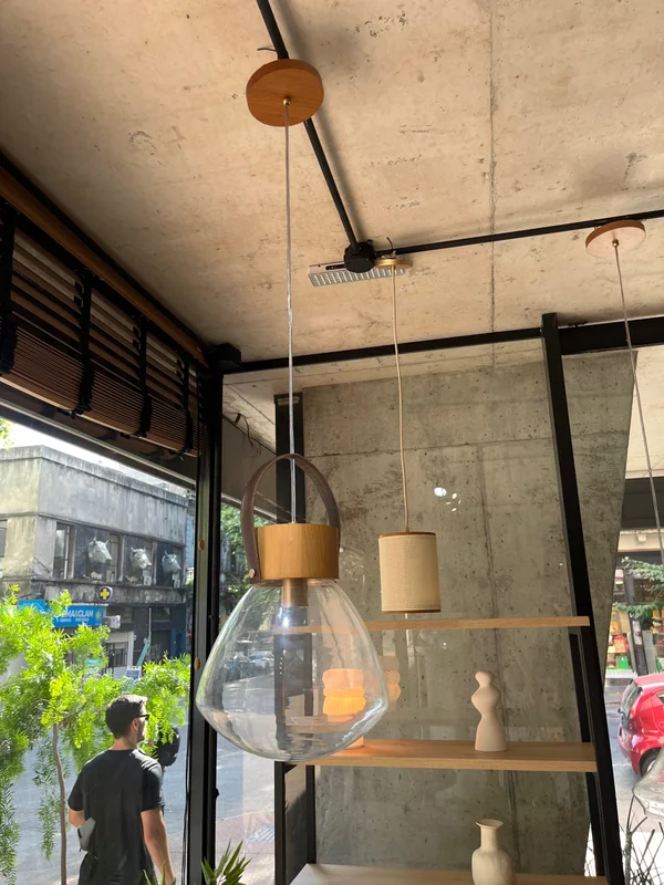 Lámpara Colgante Lampadari Vidrio y Madera - Mediano en Madera natural - Lámparas colgantes, Uruguay | Berna home, vista 3
