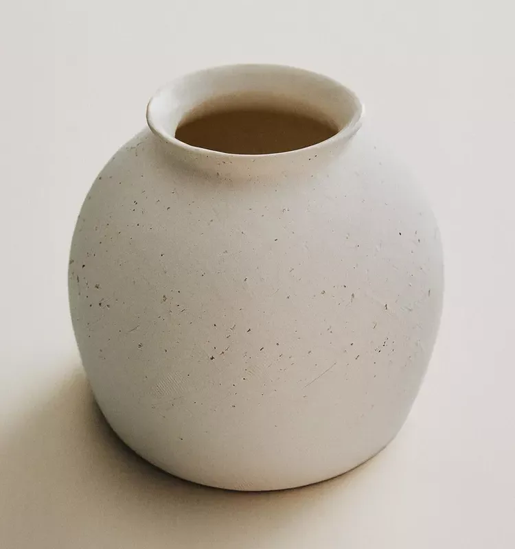 JARRÓN CERÁMICA REDONDEADA - Jarrones, Uruguay | Zara Home