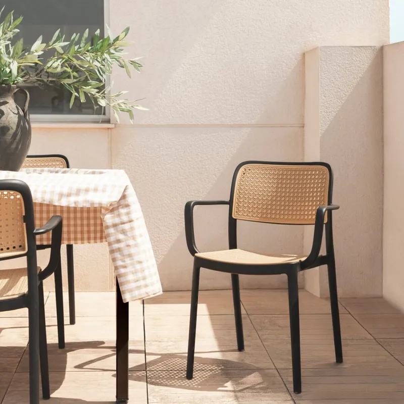 Silla Ginebra en Natural, Negro - Sillas, Uruguay | Samic