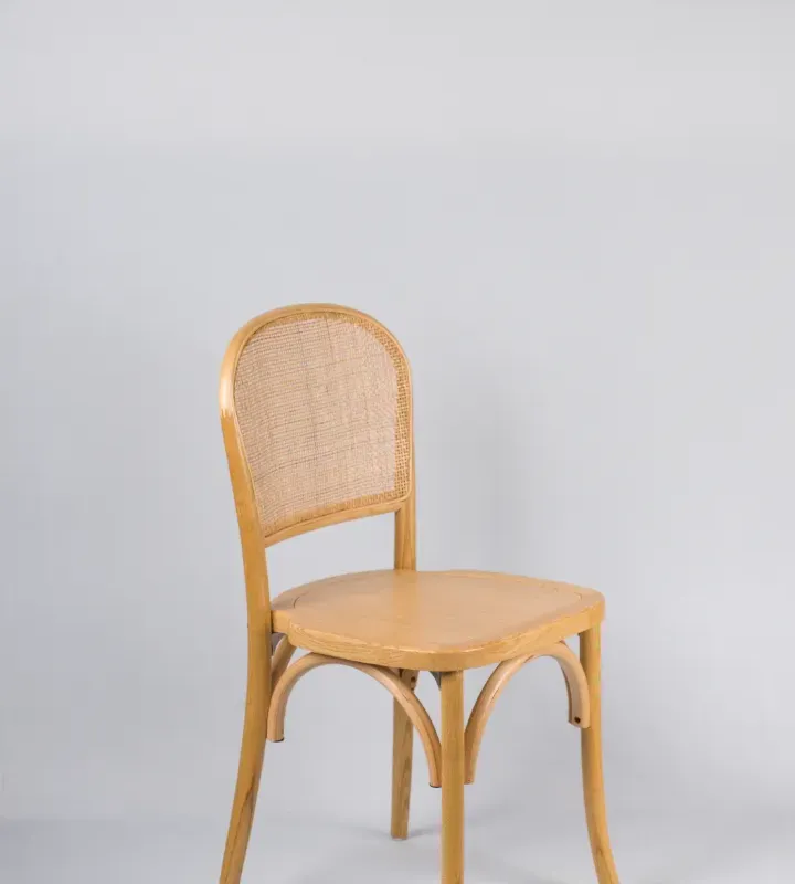 Silla Oasis Clara (asiento de madera) en Madera natural - Sillas, Uruguay | Victoriana