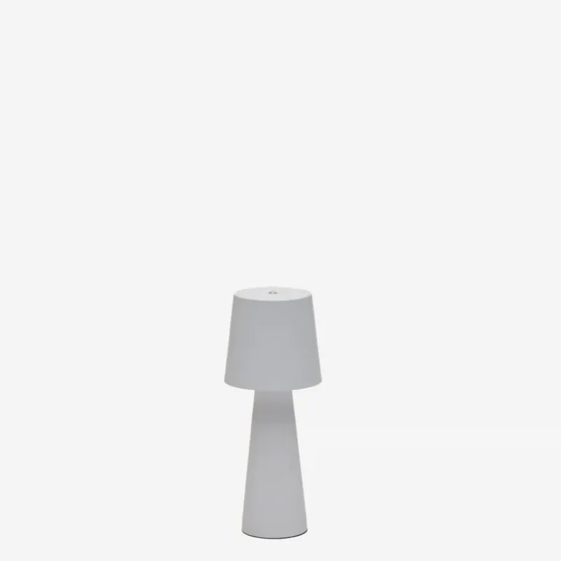 Lámpara de mesa pequeña de exterior Arenys de metal con acabado pintado gris en Gris - Muebles para el exterior, Uruguay | Kavehome