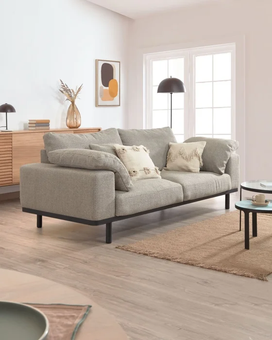 Almohadón Belisa 45 x 45 cm en Beige, Uruguay | Kavehome, vista 2