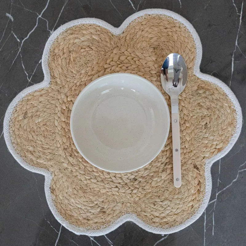 Individual flor de yute - Blanco - Textiles, Uruguay | Buho Store