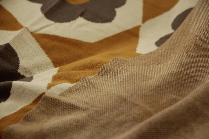 manta loop en Multicolor - Textiles, Uruguay | Proyecto Forma, vista 4