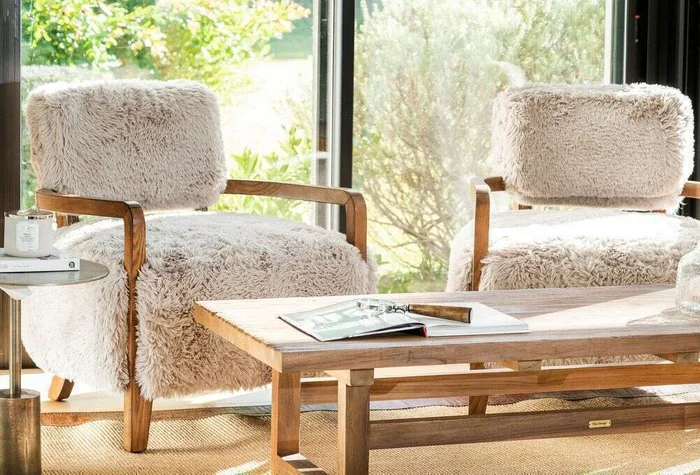 BUTACA WOOLY - WALNUT Y PELO LARGO en Beige - Butacas, banquetas y puffs, Uruguay | La Iberica, vista 6