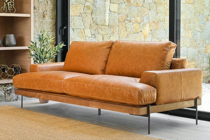 SILLON COSMOPOLITAN - CUERO ITALIANO CARAMELO en Marrón - Sillones y sofás, Uruguay | La Iberica, vista 5