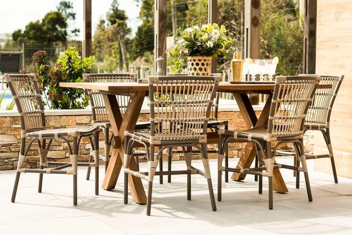 MESA COMEDOR PARA EXTERIOR - TEKA - 1.60 X 1.00 MTS - SIKA DESIGN en Madera natural - Muebles para el exterior, Uruguay | La Iberica, vista 2