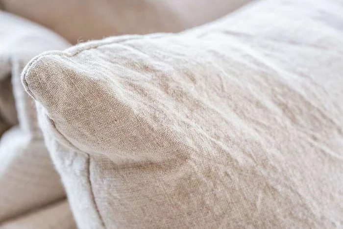 ALMOHADON PAZ - LINO BEIGE - 70 X 43 en Beige - Textiles, Uruguay | La Iberica, vista 2