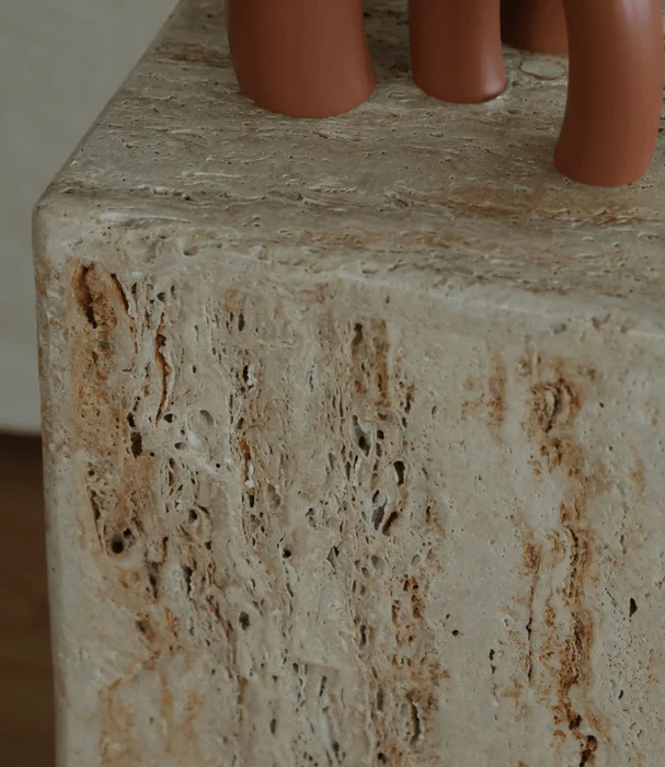BANCO CESAR TRAVERTINO en Beige - Butacas, banquetas y puffs, Uruguay | Masinfinito Casa, vista 3