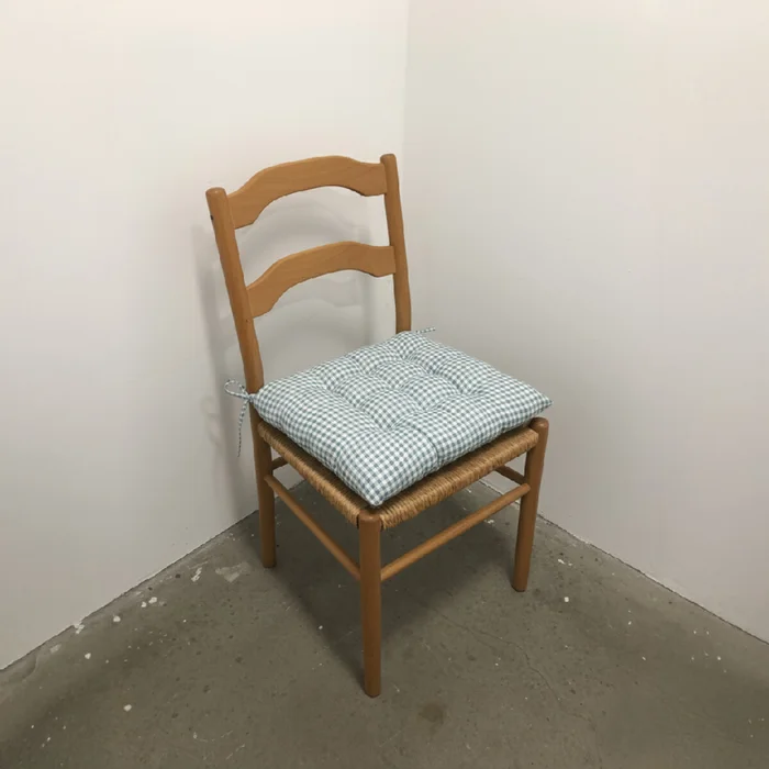 Almohadón para silla cuadros - azul en Gris - Textiles, Uruguay | Buho Store, vista 2