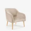 Butaca Bobly de chenilla beige y patas de madera acabado natural en Beige - Butacas, banquetas y puffs, Uruguay | Kavehome, vista 1 de 9