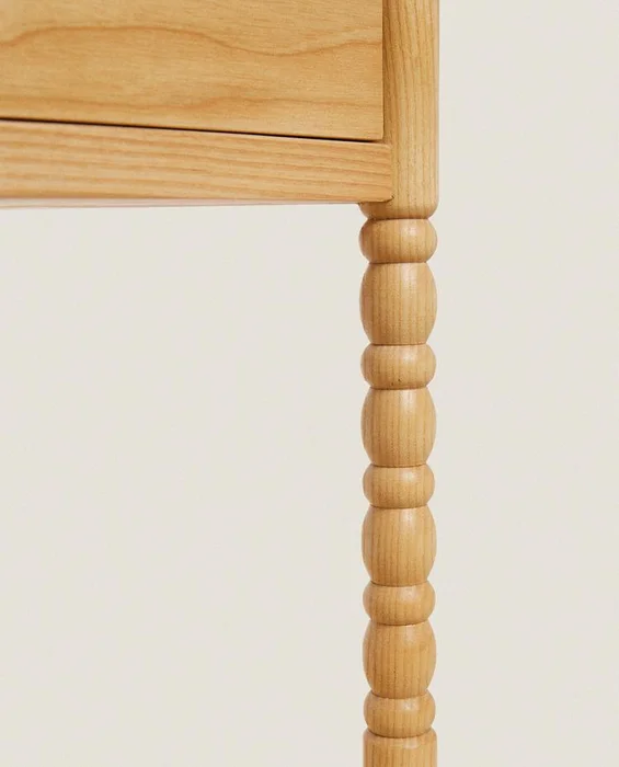MESITA NOCHE DE MADERA en Madera natural - Mesas de luz, Uruguay | Zara Home, vista 4