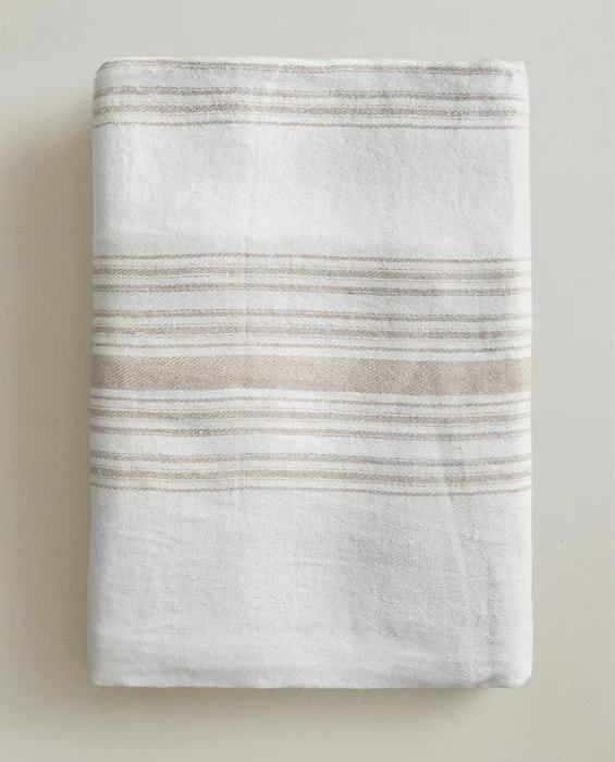 MANTA LINO RAYAS en Multicolor - Textiles, Uruguay | Zara Home
