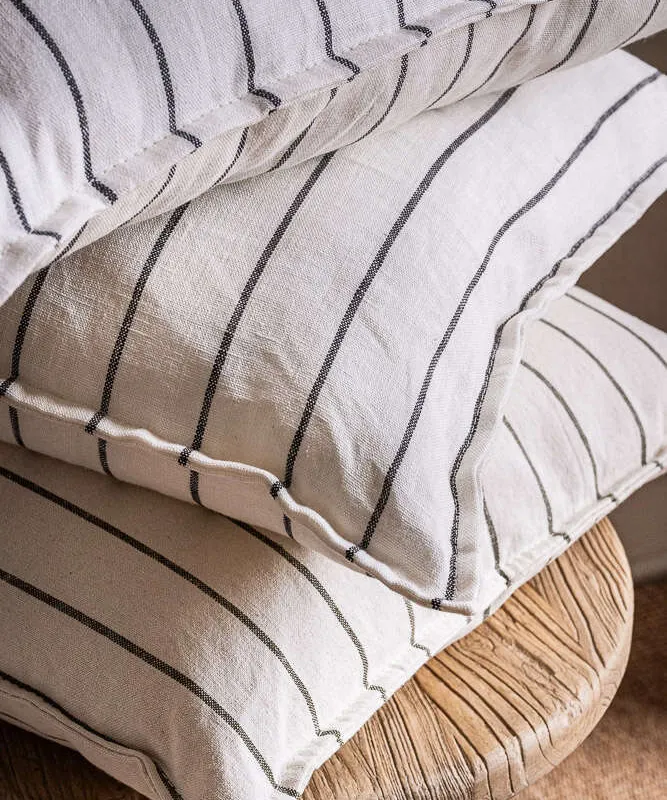 ALMOHADON LINO RAYADO GRIS - 55 X 55 CMS en Gris - Textiles, Uruguay | La Iberica