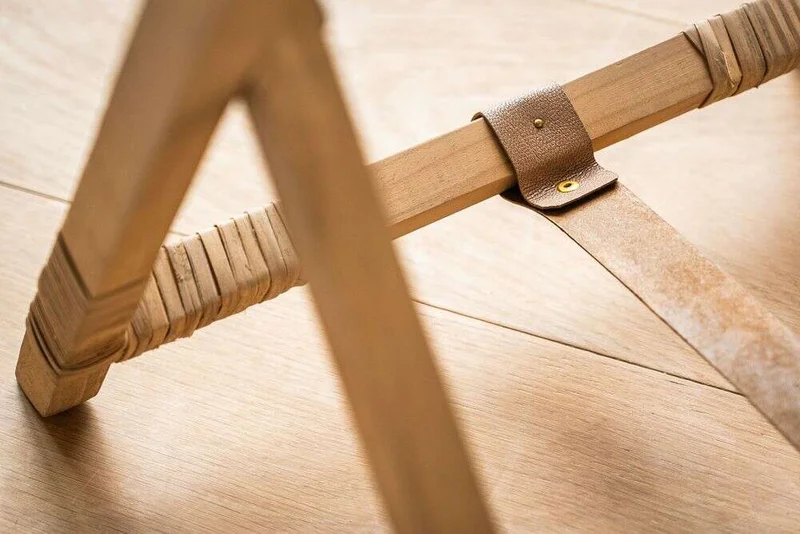 BANDEJA DE RATTAN NUDE CON SOPORTE / MESA AUXILIAR / BARCITO en Madera natural - Mesas de living, Uruguay | La Iberica, vista 5