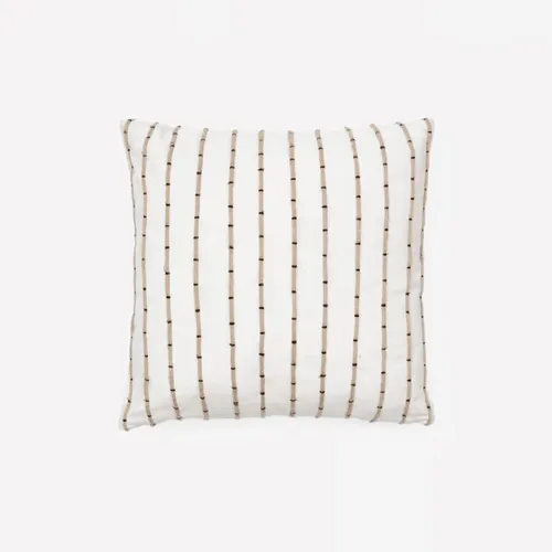 Almohadón Auila 100% de algodón con bordado de yute 45 x 45 cm en Beige, Blanco, Negro - Textiles, Uruguay | Kavehome