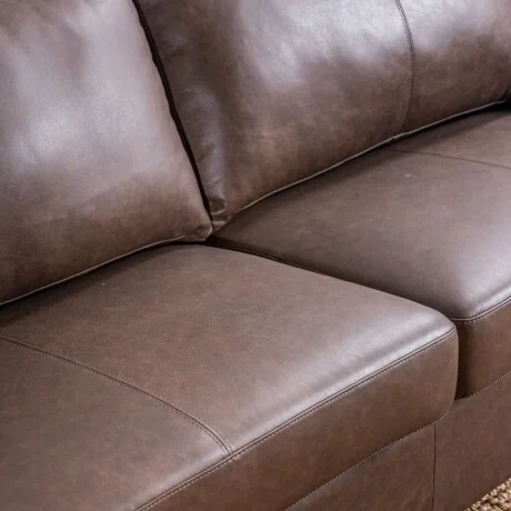 Sillón Cuero Deeni 3 Cuerpos Chocolate en Marrón - Sillones y sofás, Uruguay | Aihaus, vista 3