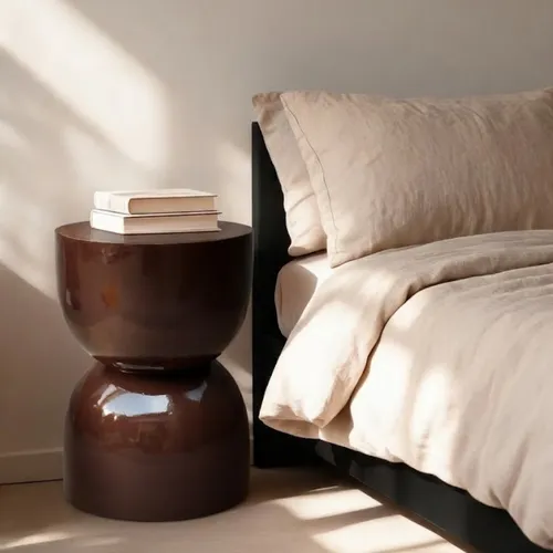 Mesa de Arrime / Banco Chocolate en Marrón - Butacas, banquetas y puffs, Uruguay | Casakos